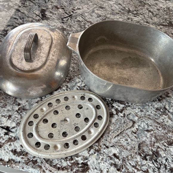 Vintage Wagner Ware Sidney O Magnalite 4265P Large Roaster Dutch w/Lid 12.5”x9.5 - Picture 3 of 5